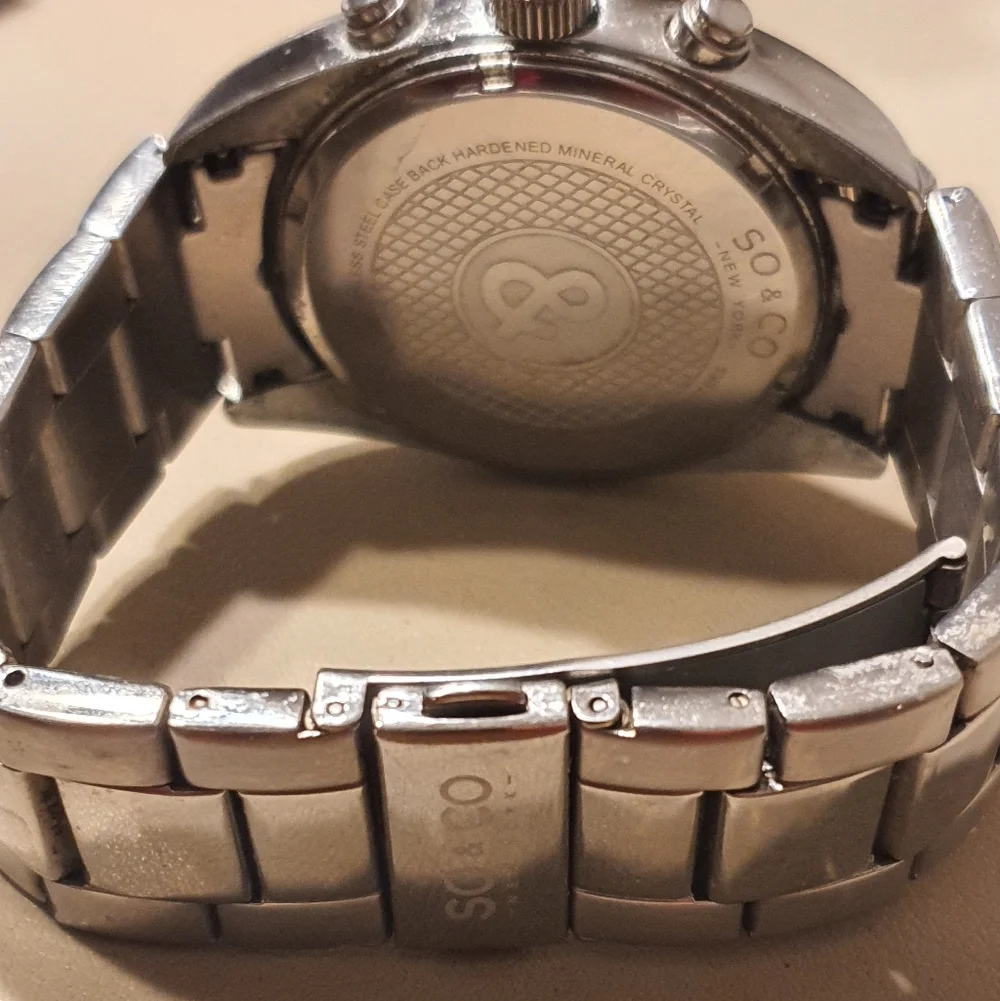 10/$20 So&Co New York Silver/Goldtone Stainless Steel Men's Watch w/Day-Date